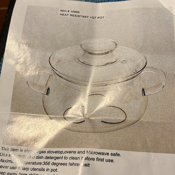 NEW GLASS HEAT RESISTANT 1 QUART POT ! - Picture 2 of 8